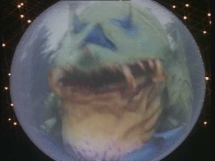 Power Rangers Monster - S01E24 - Spuckende Blume