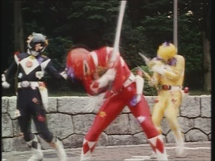 Power Rangers Monster - S01E24 - Spuckende Blume