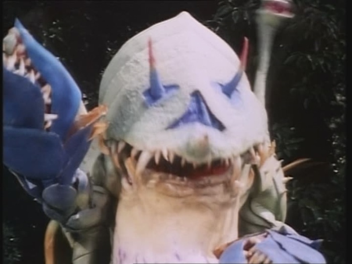 Power Rangers Monster - S01E24 - Spuckende Blume