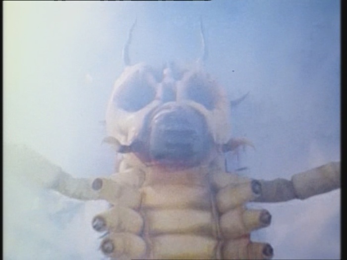 Power Rangers Monster - S01E32 - Räupchen