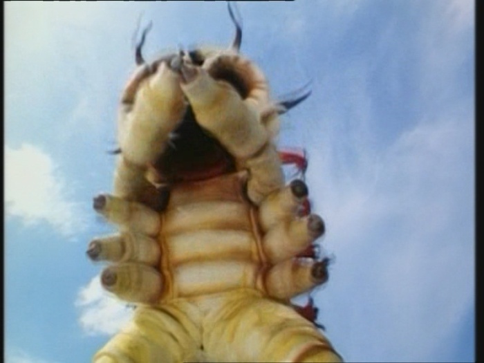 Power Rangers Monster - S01E32 - Räupchen
