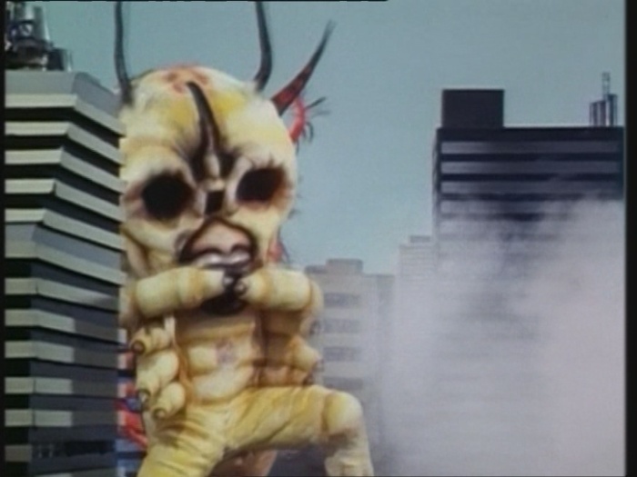 Power Rangers Monster - S01E32 - Räupchen