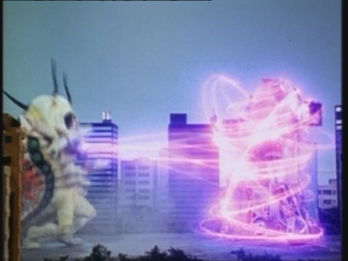 Power Rangers Monster - S01E32 - Räupchen