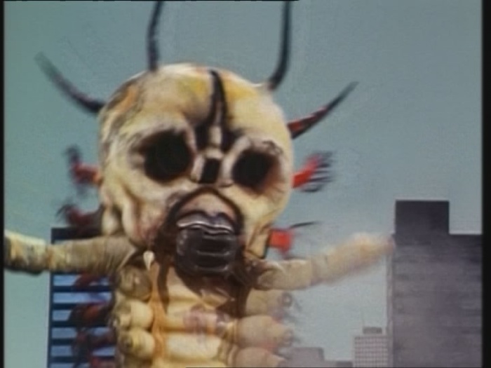 Power Rangers Monster - S01E32 - Räupchen