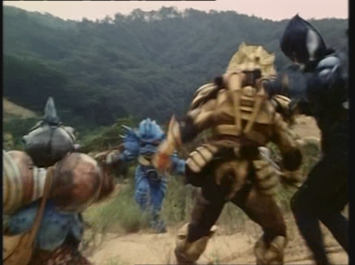Power Rangers Monster - S01E33 - Fangzahn