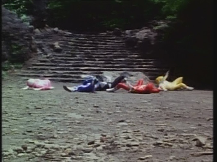 Power Rangers Monster - S01E33 - Fangzahn