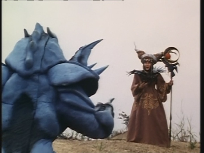 Power Rangers Monster - S01E33 - Fangzahn